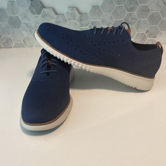 NEVER WORN! Cole Haan ZeroGrand size 9 1/2 BRAND NEW - Picture 2 of 4